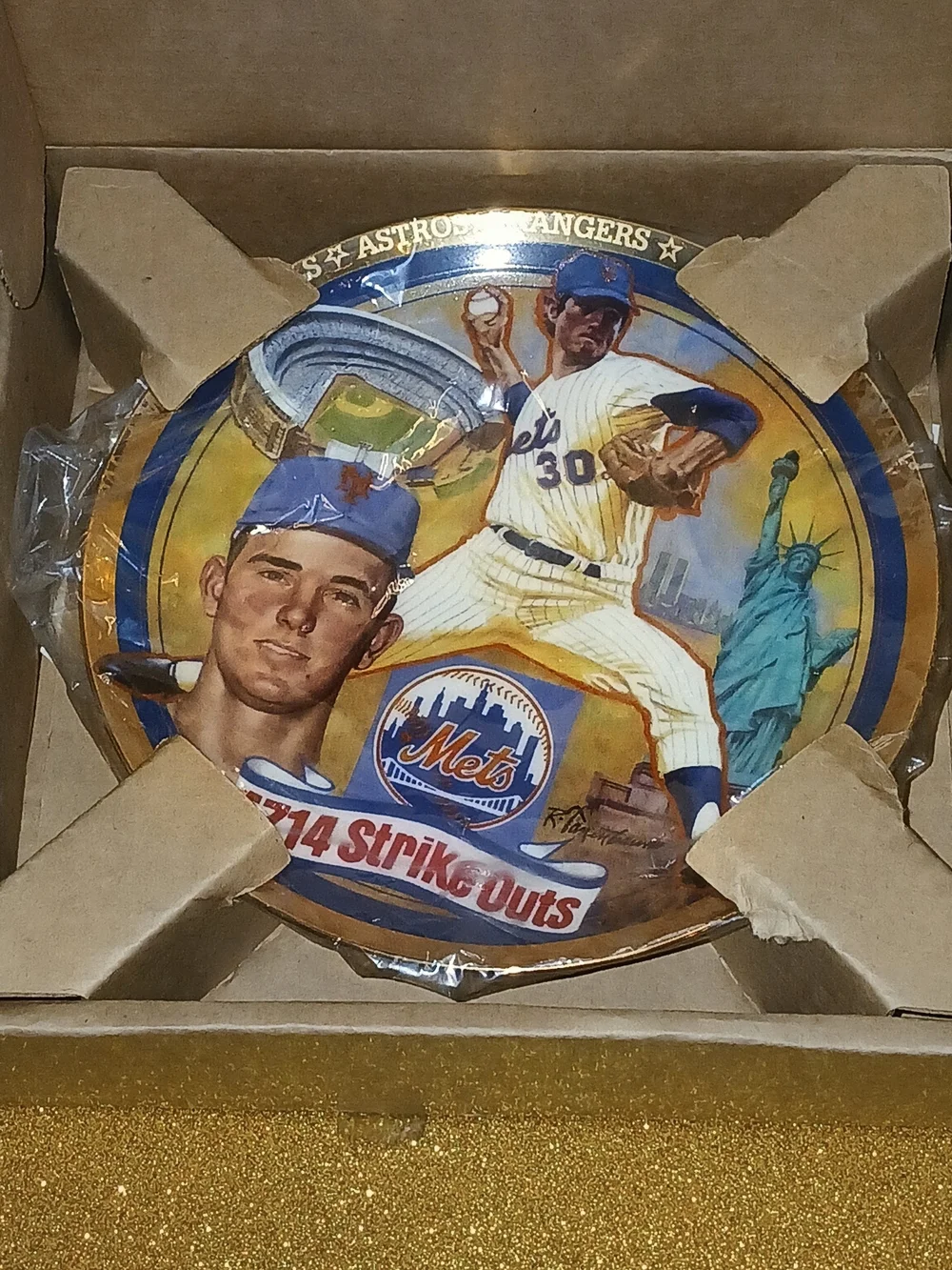 1993 HAMILTON MINT NOLAN RYAN COLLECTOR PLATE LOT